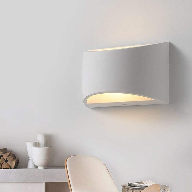 Nouvelle applique murale suspendue moderne tête de lit murale lumière brossé Nickel décor hôtel USB applique murale courbure métal personnalisé lumineux