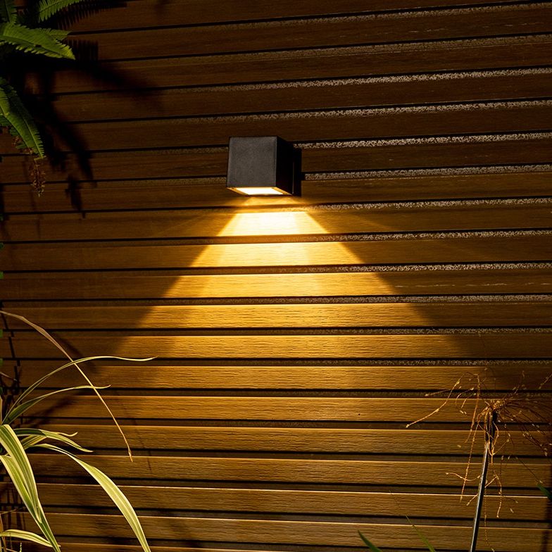 Appliques murales extérieures solaires Appliques murales solaires Appliques murales solaires Cube extérieur Lampe solaire carrée Lampe solaire étanche IP65 Lampe à lumière chaude