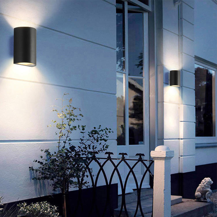 Aluminium COB lumière extérieure 6W étanche IP65 applique murale haut et bas appliques de porche 85-265v applique murale réglable porche de cour
