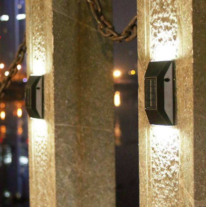 Le plus récent produit Abs intérieur hôtel lumière décorative extérieure Ip65 étanche solaire mur LED panneau solaire Led lampadaire
