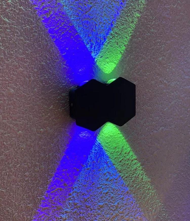 Lampe LED moderne quatre appliques murales étanches et lumière extérieure décorative