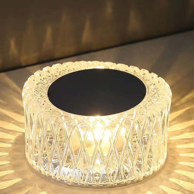 Lampe de table Lumière d'ambiance populaire Créativité transfrontalière Moderne Simple Rechargeable Lumière Romantique Veilleuse