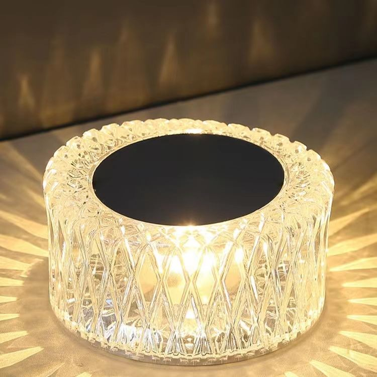 Lampe de table Lumière d'ambiance populaire Créativité transfrontalière Moderne Simple Rechargeable Lumière Romantique Veilleuse