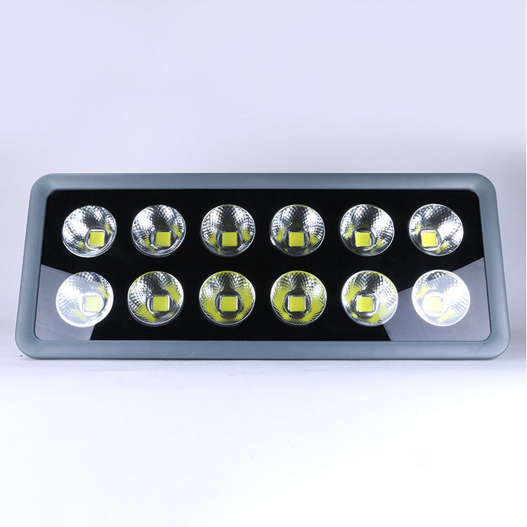 Nouvelle lumière d'inondation led étanche extérieure IP65 led éclairage extérieur de stade de football de terrain de sport
