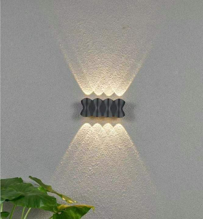 Applique murale intérieure extérieure à LED de haut en bas IP65 éclairage étanche