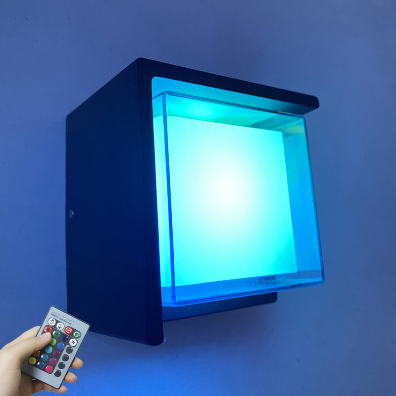 Mur led extérieur IP65 Tuya graffiti smart APP contrôle coloré gradation étanche applique murale extérieure lumière moderne extérieure