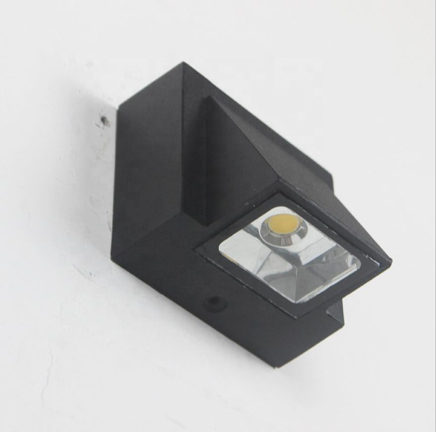 Lampes murales extérieures extérieures de lampe de gros de prix usine avec 100% de sécurité