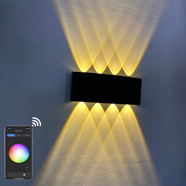 Lumière d'ambiance LED à changement de couleur avec application et télécommande