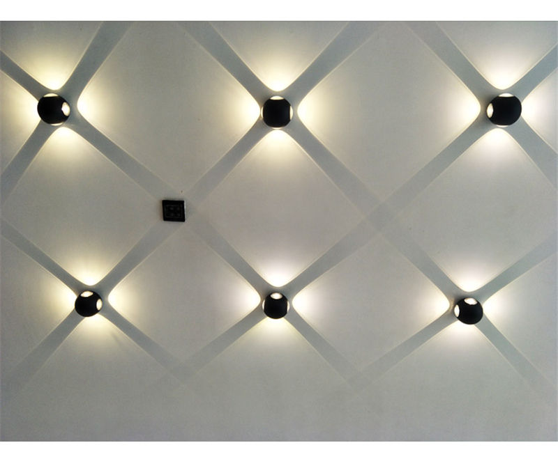 Applique murale LED de haute qualité noire à quatre côtés 12W ronde étanche applique extérieure pour jardin décoratif coloré haut et bas