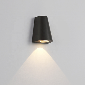 Applique murale LED à tête unique étanche IP65 lampe de couloir de jardin extérieur applique intérieure AC85-265V