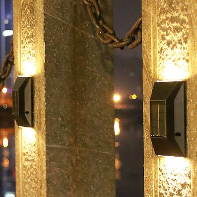 Le plus récent produit Abs intérieur hôtel lumière décorative extérieure Ip65 étanche solaire mur LED panneau solaire Led lampadaire