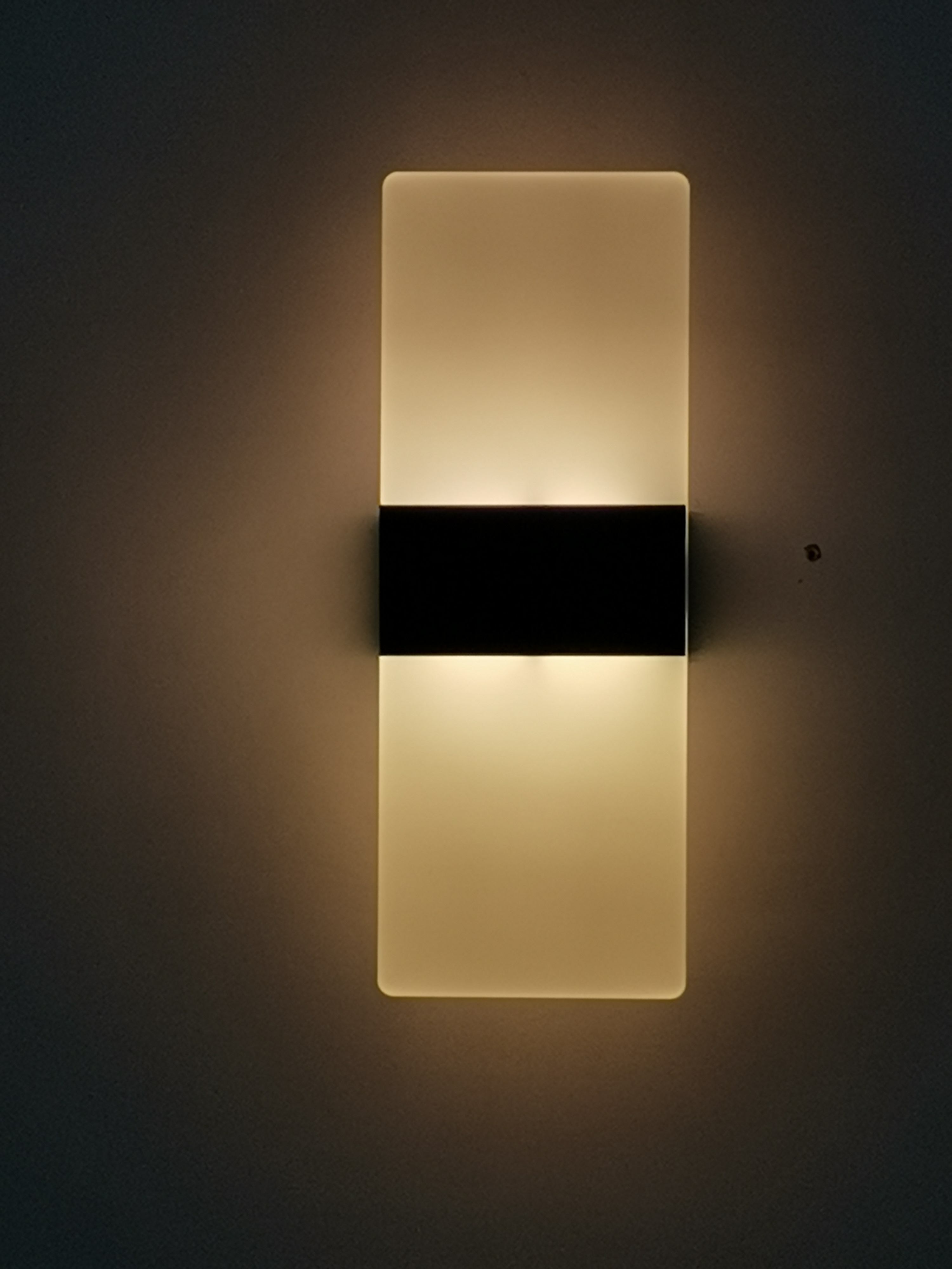 6W Lampe de haute qualité fantaisie Angle droit / rond Applique murale en acrylique noir et veilleuse d'intérieur