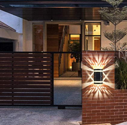 Applique murale étanche extérieure IP65 motif creux applique murale solaire applique murale LED pour jardin décoratif ventes directes d'usine