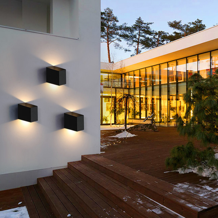 6W 12W nouveau COB Led Wandlamp étanche extérieur haut et bas éclairage de jardin avec prix d'usine minimaliste et moderne IP65
