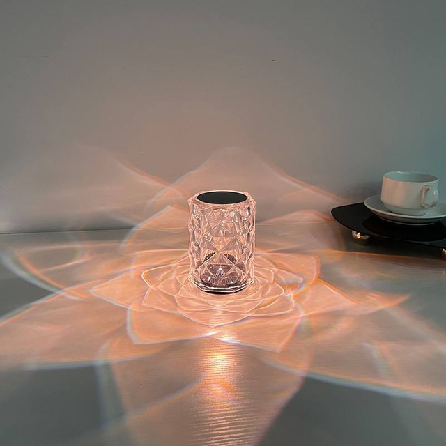Lampe de table en acrylique Lampe de table transparente Lampe de table 3D Atmosphere Sense Bar Restaurant Lampe de table