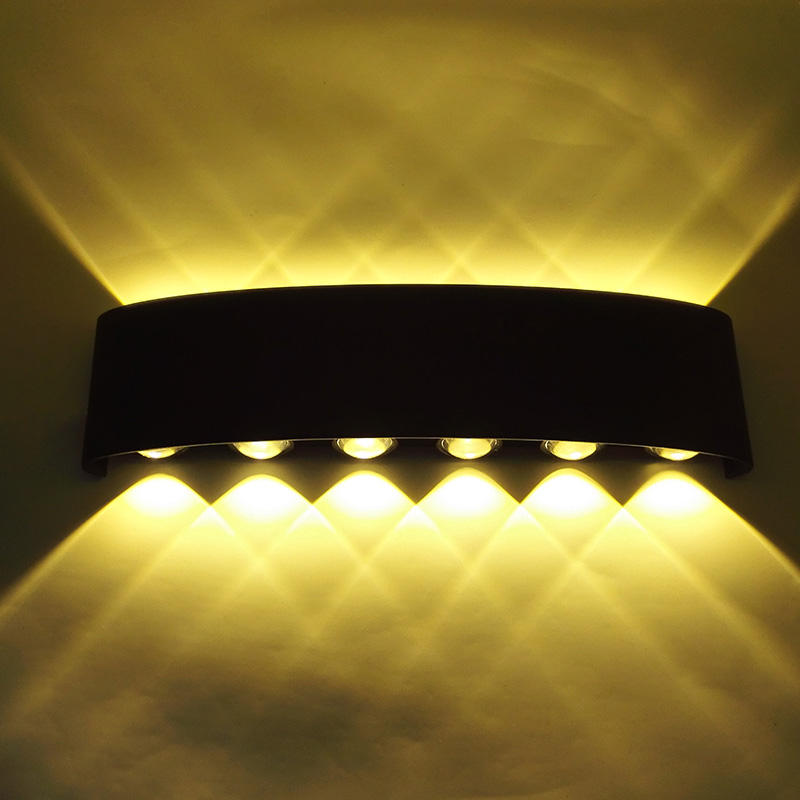 LED moderne en aluminium extérieur intérieur Ip65 haut et bas pour la maison escalier chambre chevet salle de bain lumière blanc ou noir LED Wandlamp