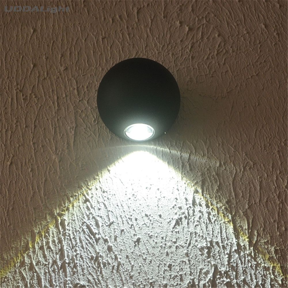 Lampe de qualité supérieure Applique murale extérieure intérieure Led Rgb pour 100% de sécurité Chine Fabricant Lampes wandlamp pour l'éclairage de jardin