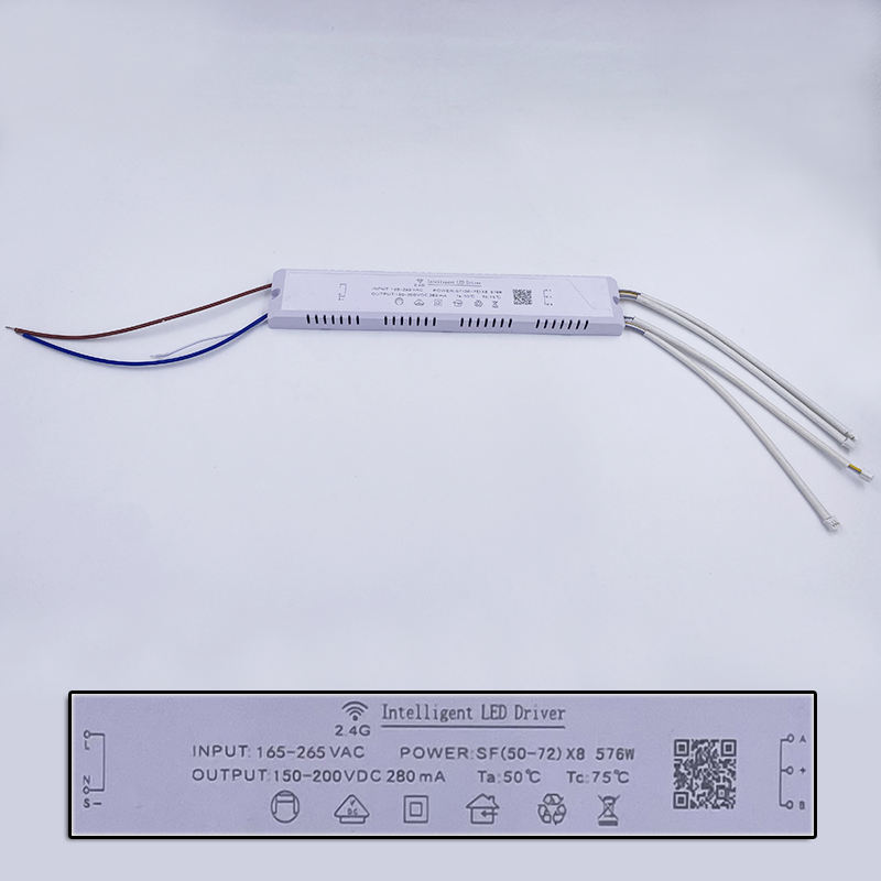 Pilote LED 2.4g Pilote de température à trois couleurs Pilote intelligent Transformateurs d'éclairage LED 48-576W Pilote d'alimentation 2.4G sûr de haute qualité Pilote d'adaptateur LED