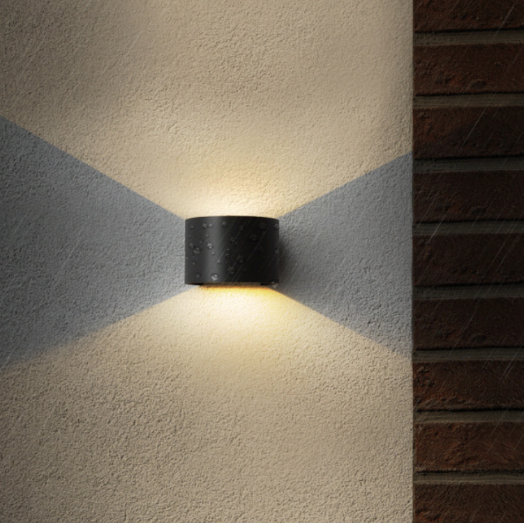 Dernière version Wifi étanche applique murale RGBW applique extérieure changement de couleur par lampe d'application intelligente prise en charge Amazon Alexa Google Assist