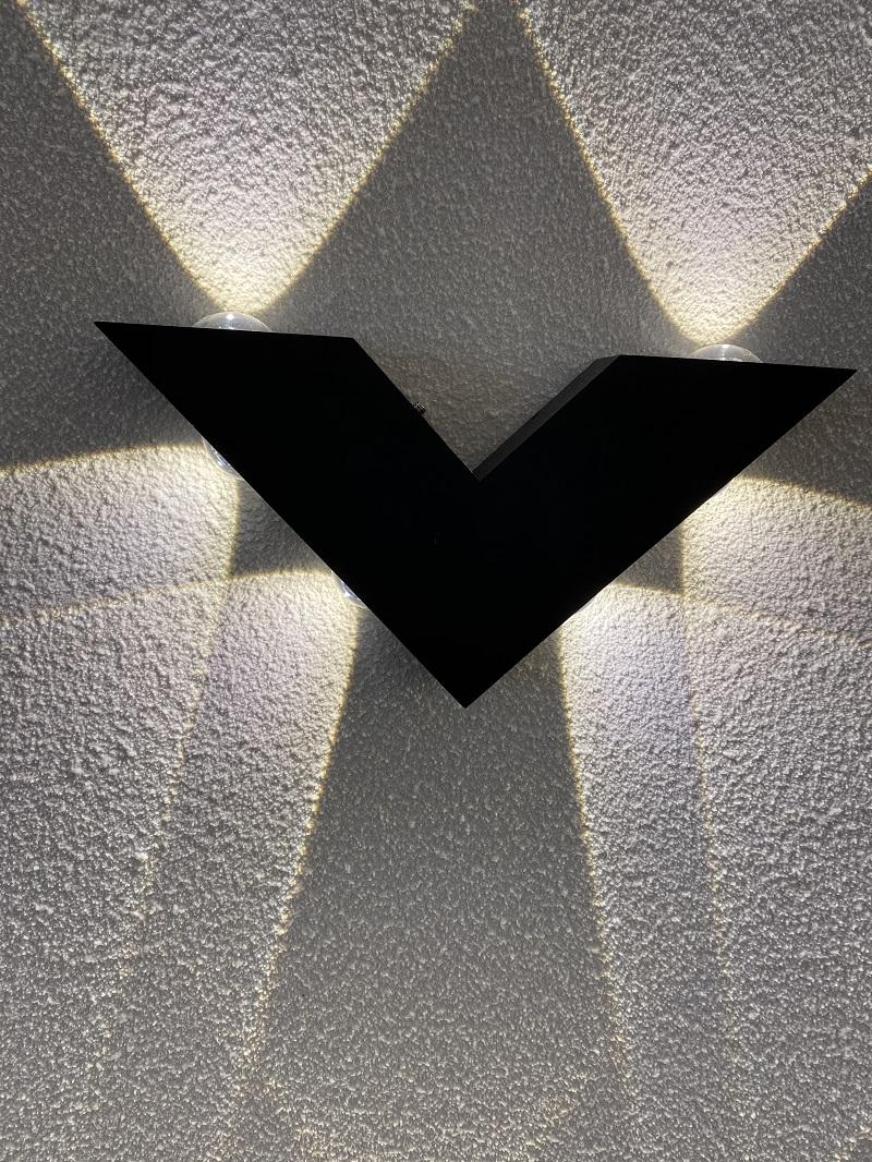 Applique murale décorative en forme de V à lumière led et applique murale moderne en aluminium pour lampe d'intérieur