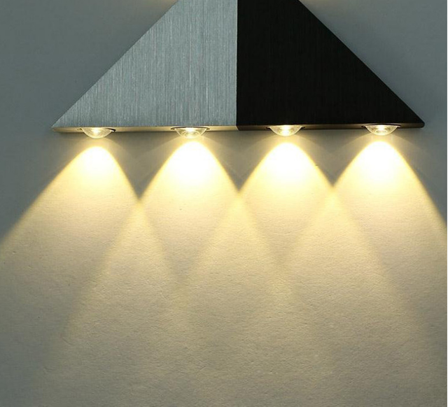 5W Triangle haut et bas applique pour chambre escalier intérieur applique éclairage éclairage haut et bas Style européen nouvel an