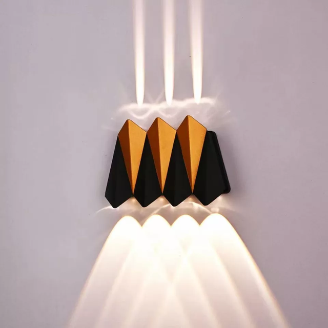 Applique murale de porche moderne applique intérieure en aluminium éclairage intérieur haut et bas applique extérieure étanche jardin mur LED lumière