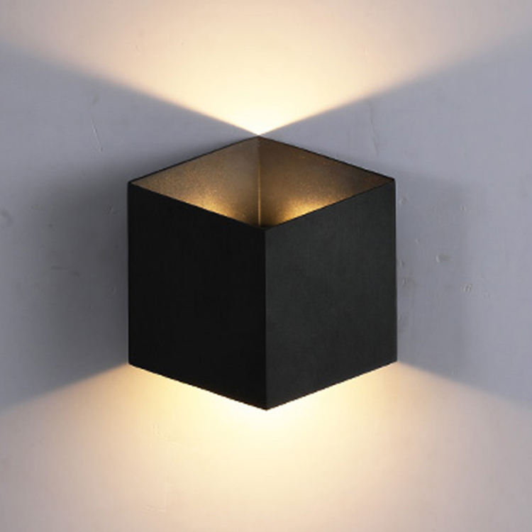 Nouveau 6W 12W COB Led Wandlamp étanche extérieur haut et bas éclairage de jardin avec prix d'usine minimaliste et moderne IP65