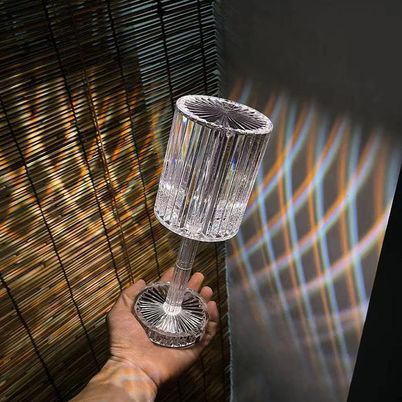 Fantaisie Veilleuses Led Veilleuse Designer Italien Lampe De Table En Cristal Mode Moderne USB Charge Romantique Cadeau Veilleuse Fleur LED Luminaire De Table