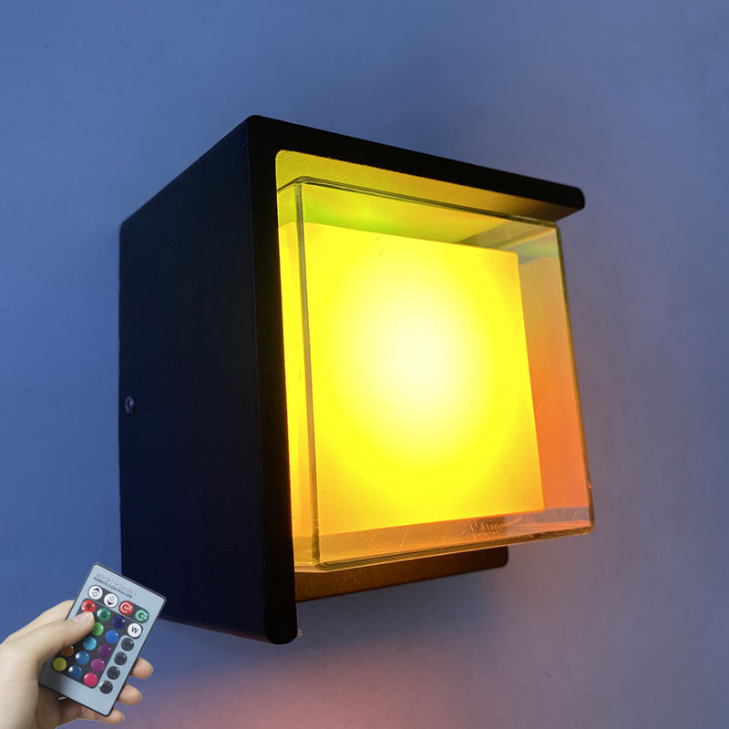 Mur led extérieur IP65 Tuya graffiti smart APP contrôle coloré gradation étanche applique murale extérieure lumière moderne extérieure