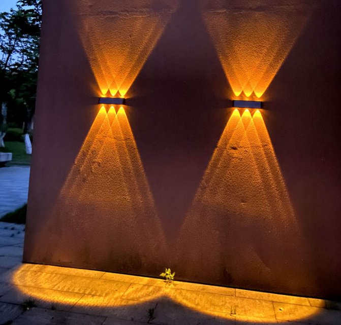 Lampe LED Solaire Applique Murale Extérieure Porche Jardin Étanche Applique Murale Haut Et Bas Lumineux