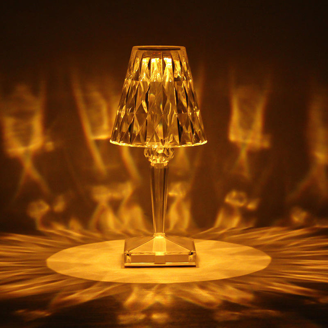 Lampe de table en cristal petite lampe de nuit lampe de table rechargeable offre une atmosphère créative pour la décoration de bar de chevet et 