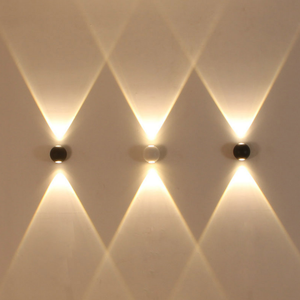 Applique murale LED étanche extérieure de haute qualité montée vers le bas avec performance