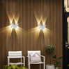 Applique murale à LED en forme de V lumière créative extérieure étanche Patio luminaire à LED moderne pour la maison luminaires confortables professionnels chauds