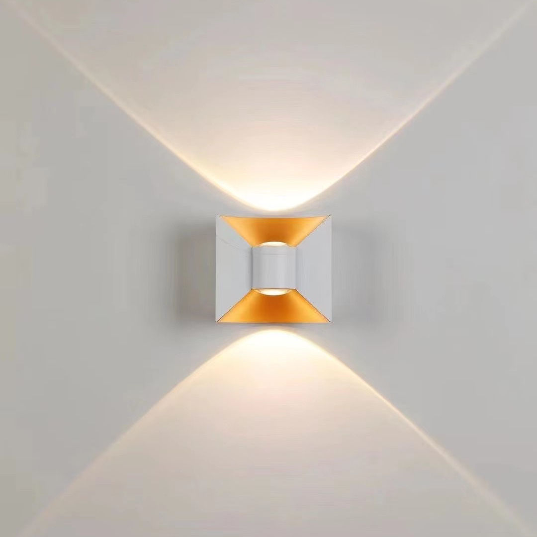 IP65 LED Applique Murale En Aluminium RVB Extérieur Étanche Clôture De Jardin Intérieur Mode Applique Murale Pour Chambre Chevet Salon Escaliers