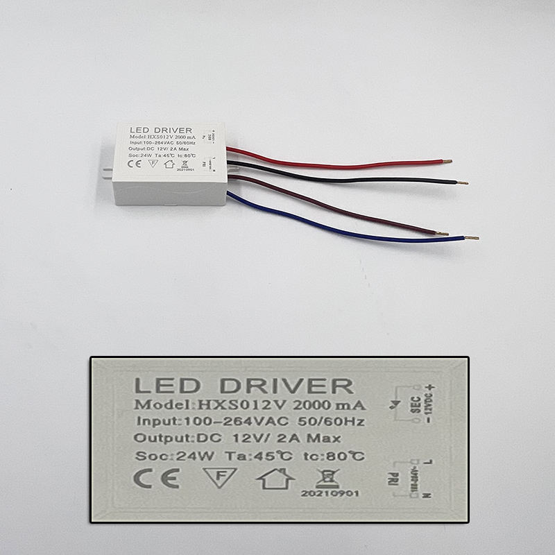 Pilote LED Alimentation à tension constante Pilote DC12V 7W 15W 72W 48W / AC 220V à 12V Alimentation Tension constante pour les transformateurs d'éclairage de contrôle