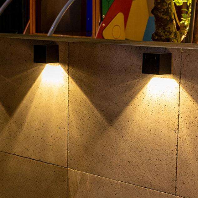 Nouvelle applique murale solaire extérieur jardin applique murale ménage carré veilleuse lampe à économie d'énergie étanche