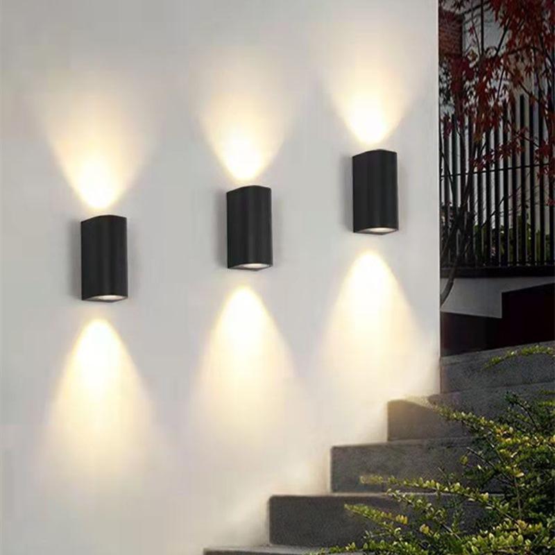 Imperméable à l'eau de montage vers le haut et vers le bas de la lumière extérieure du jardin Grande applique murale extérieure Led