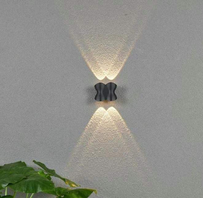 Applique murale intérieure extérieure à LED de haut en bas IP65 éclairage étanche