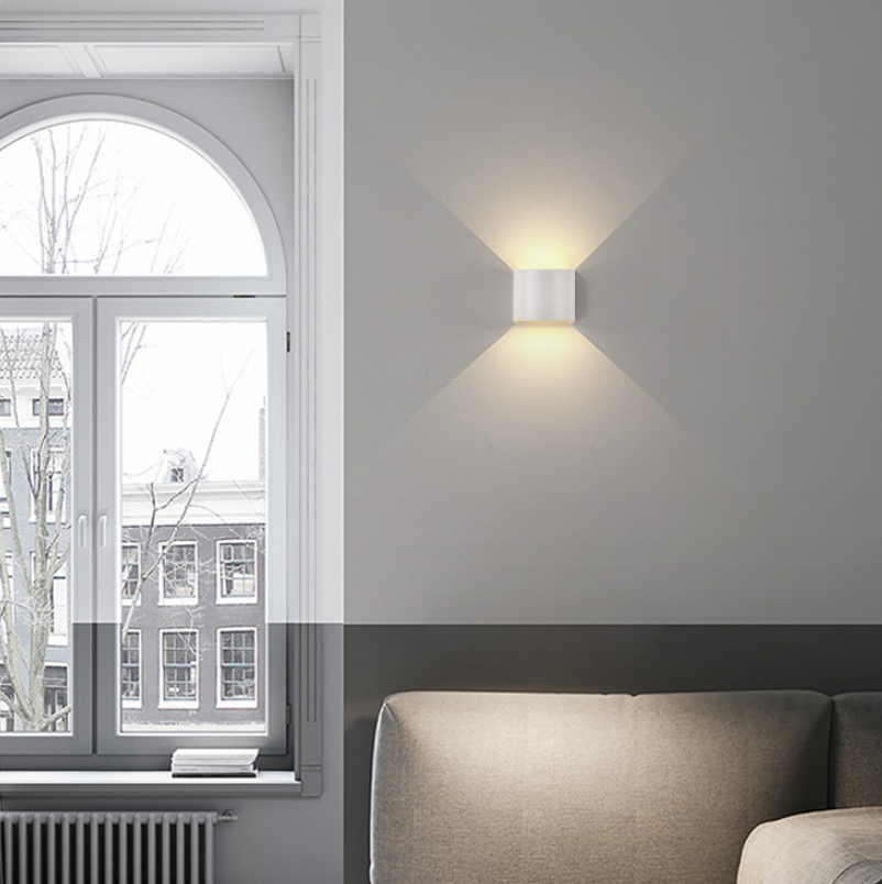 6W 12W lumière LED décorative moderne semi-circulaire étanche applique extérieure haut et bas angle d'éclairage mural lumière réglable