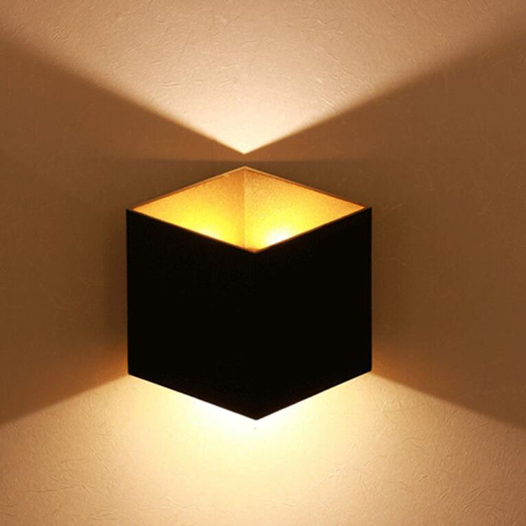 2023 nouveau COB Led Wandlamp 6W 12W étanche extérieur éclairage de jardin haut et bas avec prix d'usine