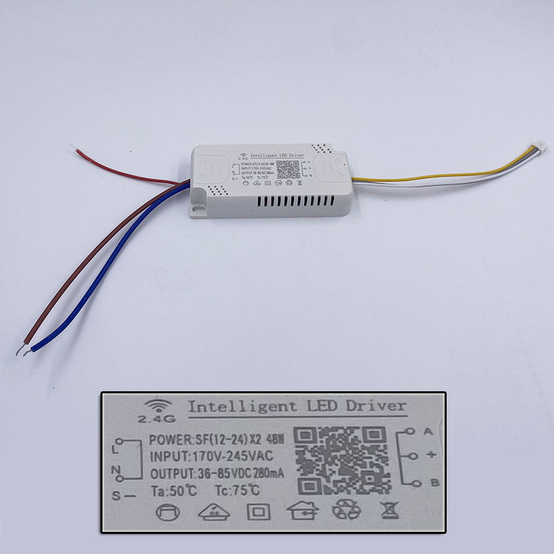 2 Voies 48-160W 2.4g LED Pilote Lampe Pilote Trois Température De Couleur Drive LED Transformateurs D'éclairage Haute Qualité Sécuritaire 2.4G Pilote Alimentation Pilote Adaptateur LED