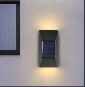 Le plus récent produit Abs intérieur hôtel lumière décorative extérieure Ip65 étanche solaire mur LED panneau solaire Led lampadaire