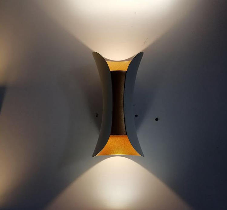 10W grande taille taille applique moderne mode extérieur mur LED lampe IP65 étanche applique murale pour jardin et cour décoration 