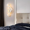 Intérieur Intérieur 22W Muziek LED Wandlamp Op en neer Aluminium Versieren Wandkandelaar Boerderij Wandlamp Slaapkamer Creatief