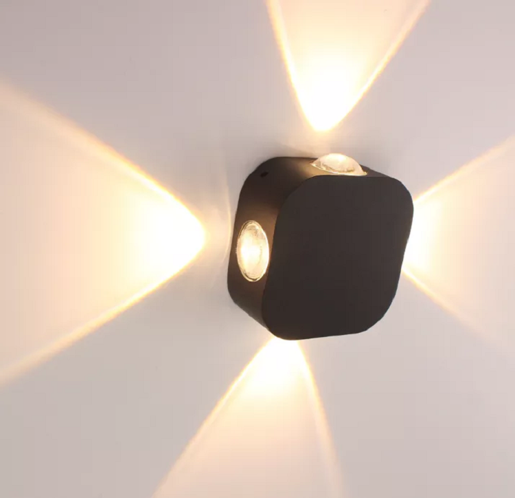Applique murale extérieure étanche IP65 4W LED Applique murale en aluminium Applique murale de jardin LED