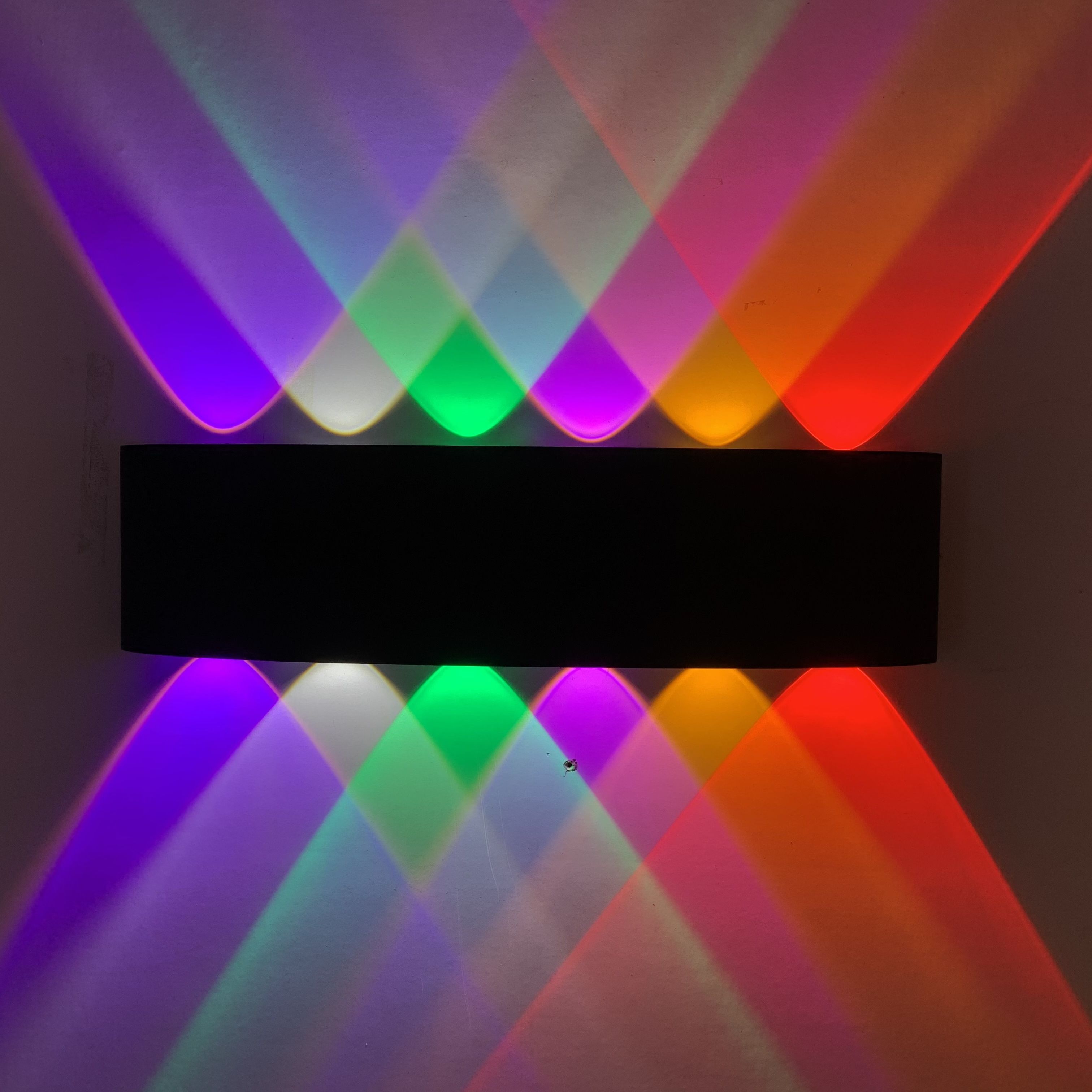 Couleur mélangée Nouveau Style Noir Or Personnalité Nordique Applique Simple Led Salon Fond Rond Applique Hôtel Minimaliste