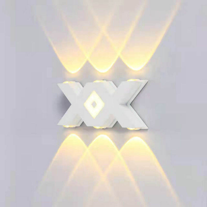 Éclairage mural extérieur à led Appliques murales extérieures à led modernes Lampe privée personnalisable