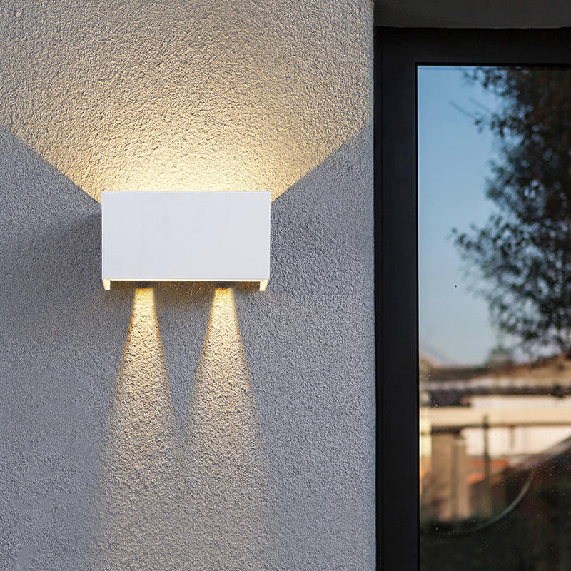 Applique murale extérieure étanche LED longue applique IP65 aluminium lumière jardin Villa porche applique lumière 110V 220V applique Luminaire