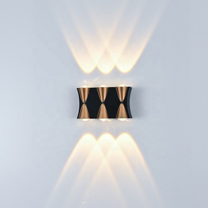 Personnalité nordique applique murale Simple Led salon fond applique hôtel Hall couloir éclairage haut et bas luminaires chaud