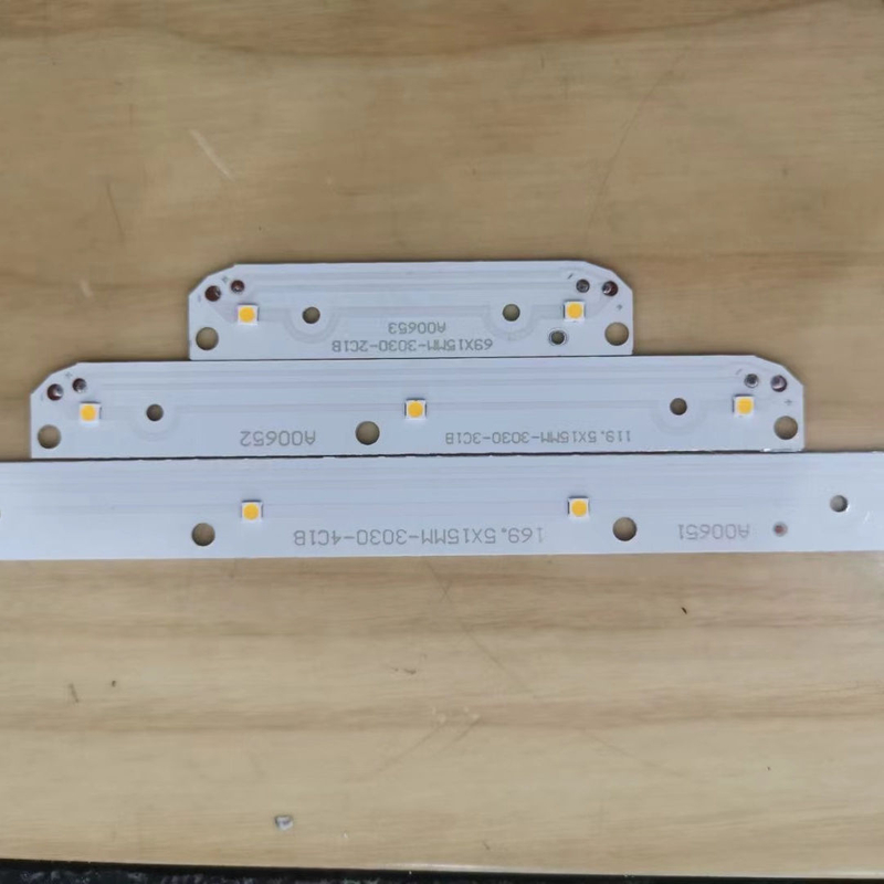 Panneau de perle de lampe à LED 1w2w3w4w5w puce de perle de lampe à LED